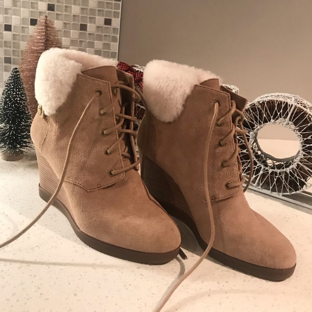 Michael Kors CARRIGAN WEDGE Sheerling Furr Booties